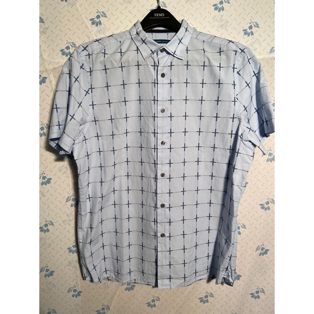 Perry Ellis Men’s Short Sleeve Button Down
